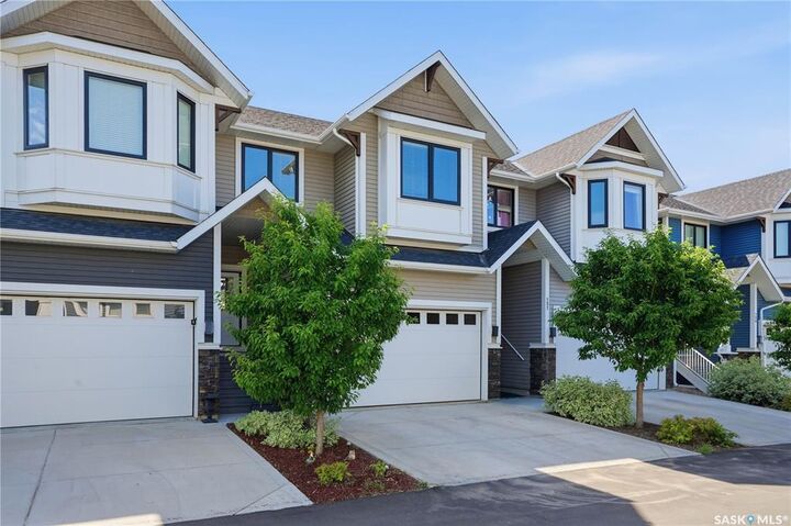 Photo de la propriété: 3220 11th Street W 158 SK S7M 5M4