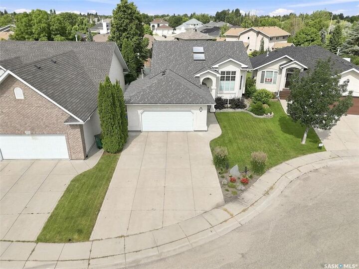 Property Photo: 547 Bayview Terrace SK S7V 1V6