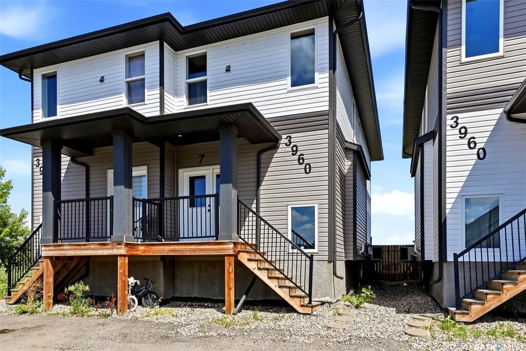 Property Photo:  3960 7th Avenue E 7  SK S4N 7L9 