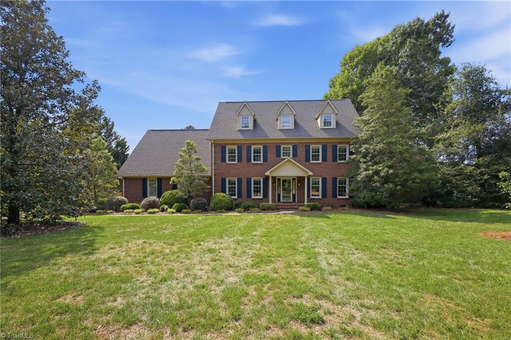 Property Photo: 4104 Williams Dairy Road NC 27406