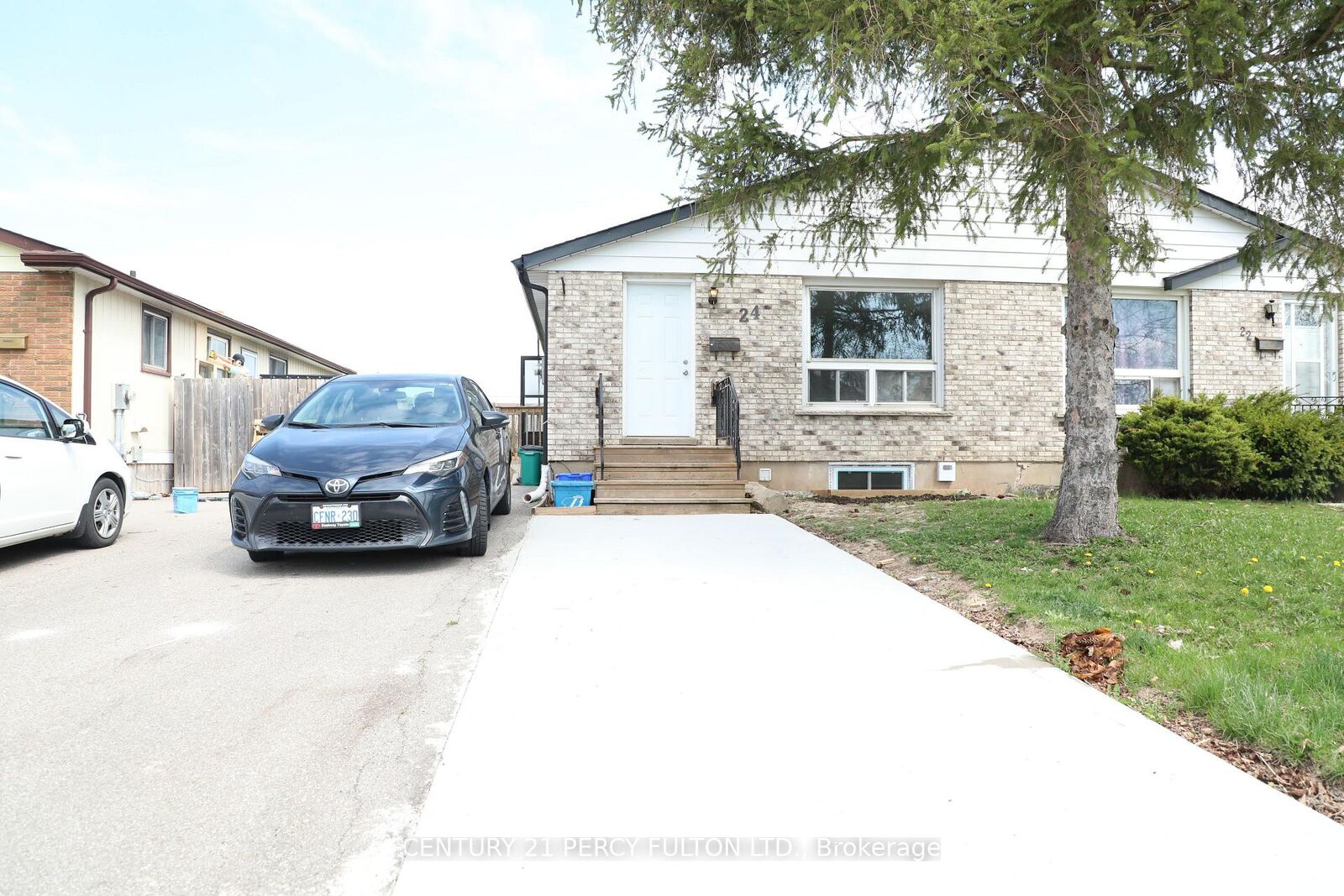 Property Photo: 24 Flower Street Bsmt ON L2S 1G4