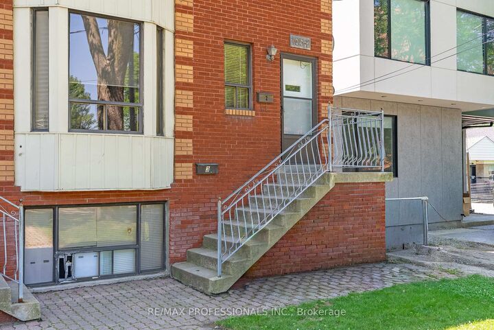 Property Photo: 105 Cavell Avenue ON M8V 1P5