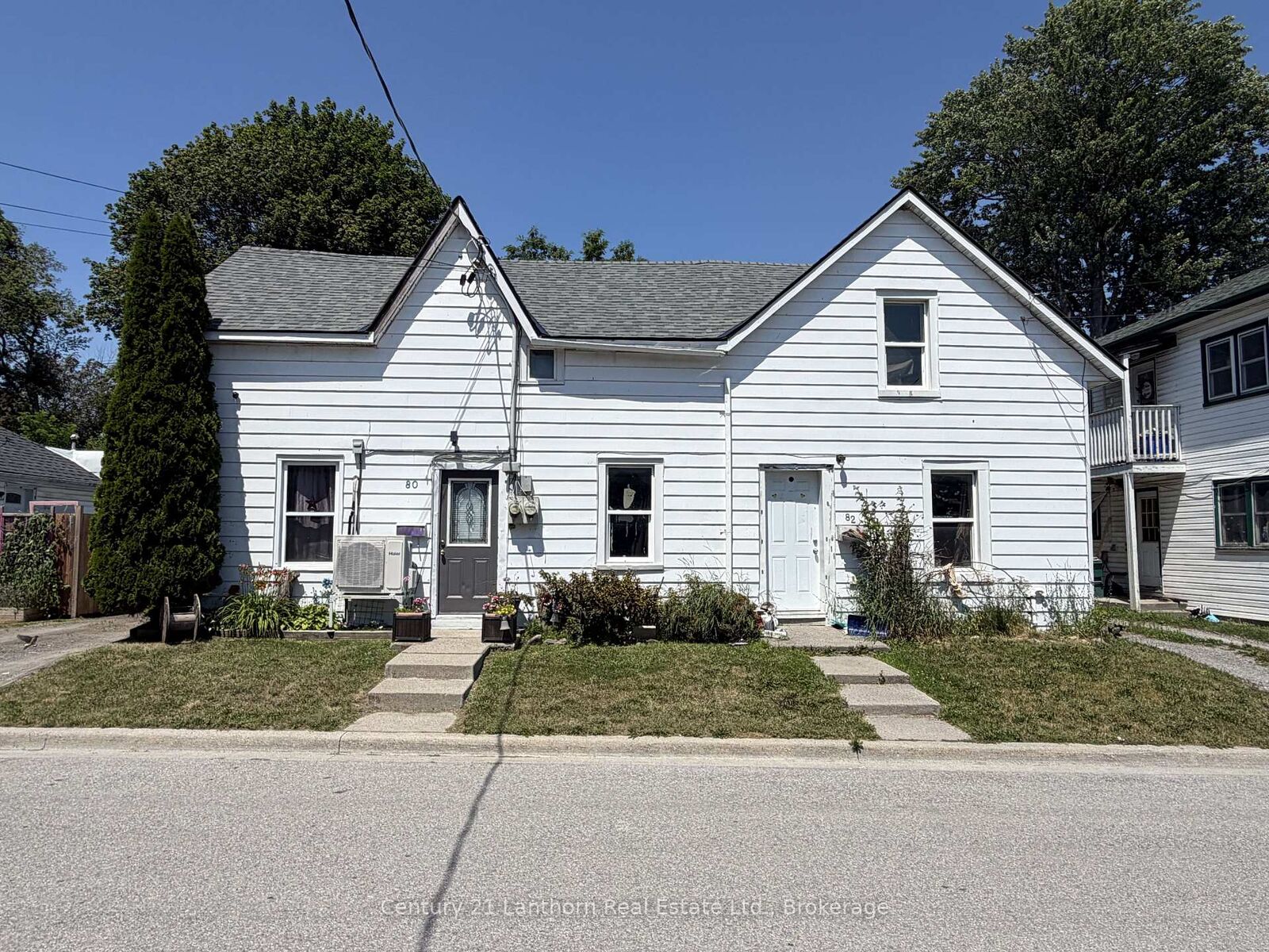 Property Photo: 80-82 John Street ON K8V 1K1