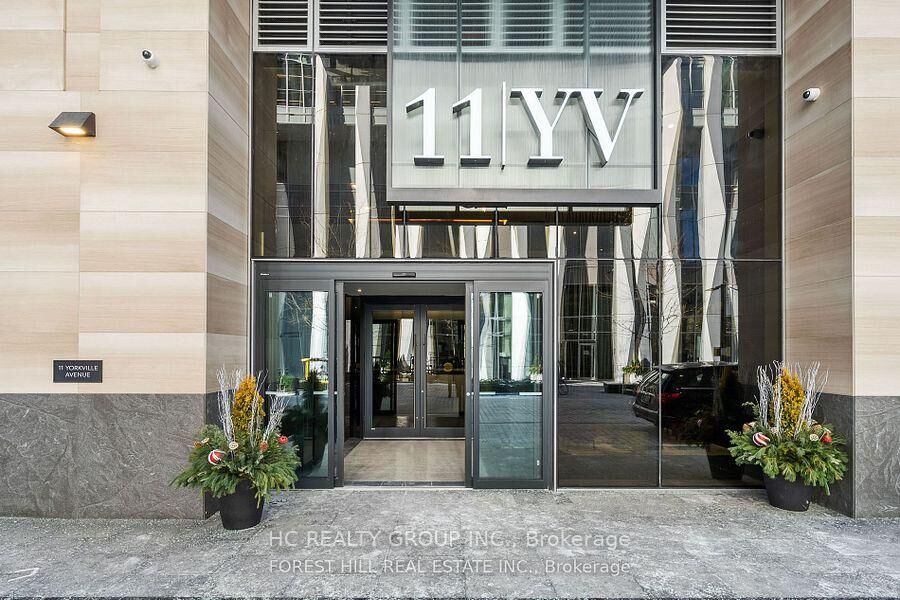 Property Photo:  11 Yorkville Avenue 1507  ON M4W 0B7 