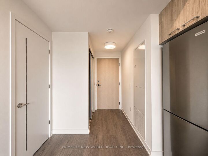Property Photo:  10 Oak Street 1402  ON M5A 0Z1 