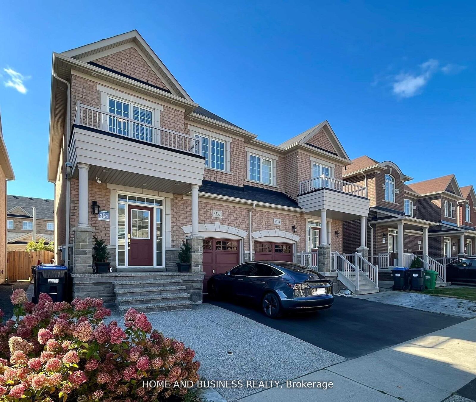 Property Photo:  5532 Meadowcrest Avenue  ON L5M 0N1 