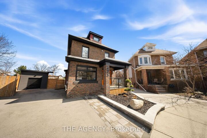 Property Photo: 273 Stinson Crescent ON L8N 1T6