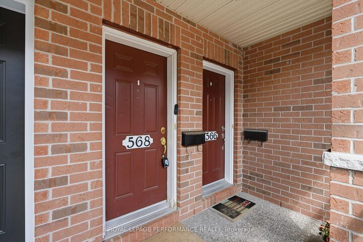 Property Photo: 568 Reardon Private 8 ON K1V 2K9