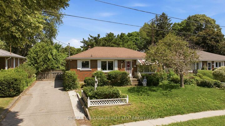 Property Photo: 6479 Brock Street ON L2J 1W4