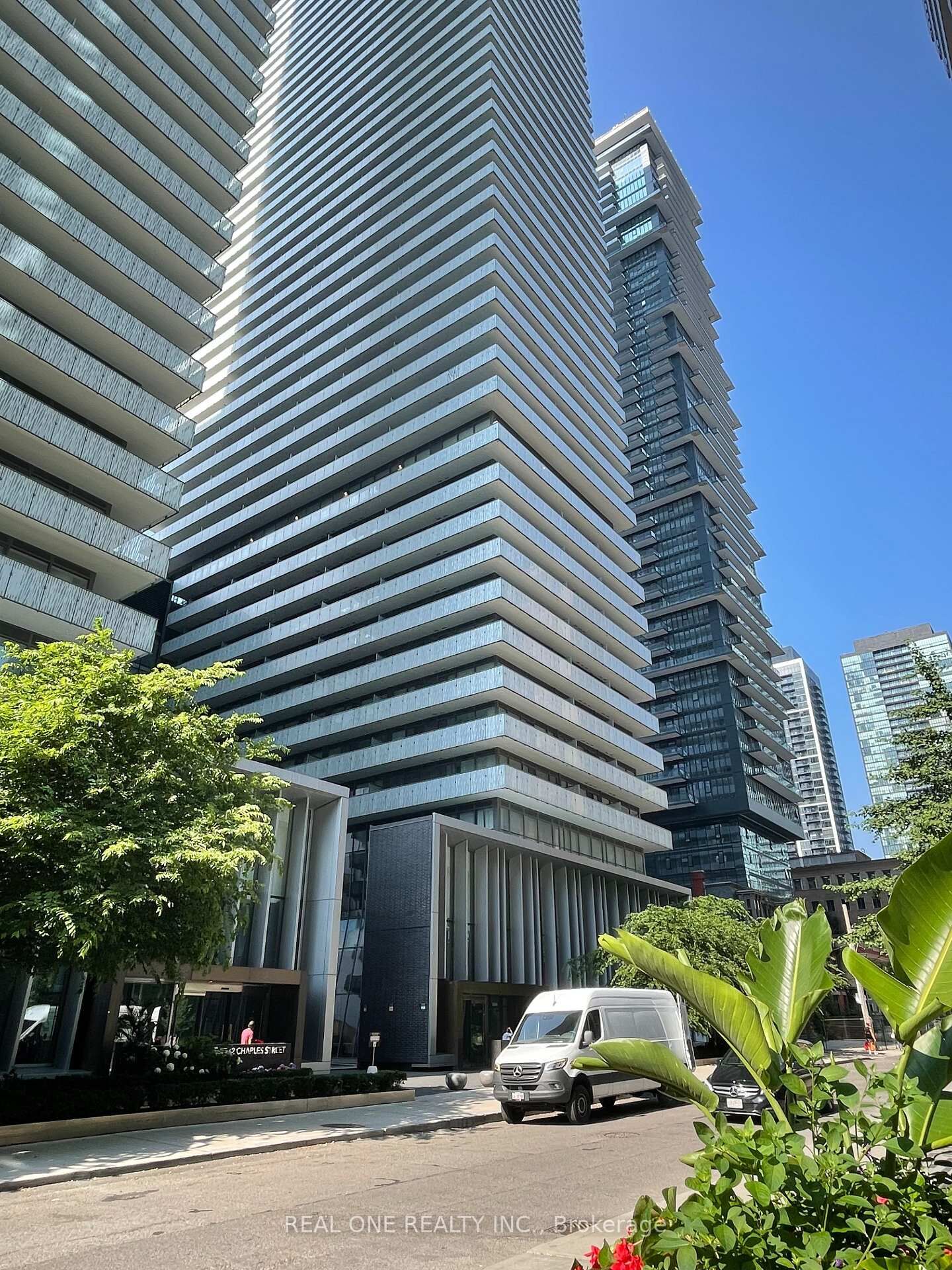 Property Photo:  50 Charles Street E 1505  ON M4Y 0C3 