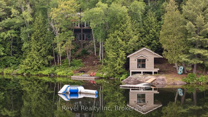 Property Photo: 30 Sparrow Road ON P0C 1J0