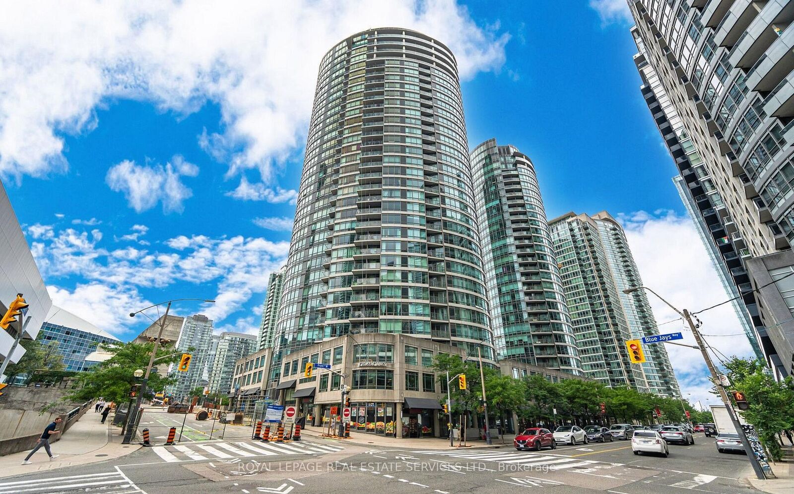 Property Photo: 361 Front Street W 1802 ON M5V 3R5