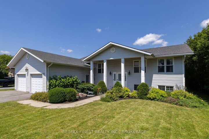 Property Photo:  214 Main Street  ON K0H 2H0 