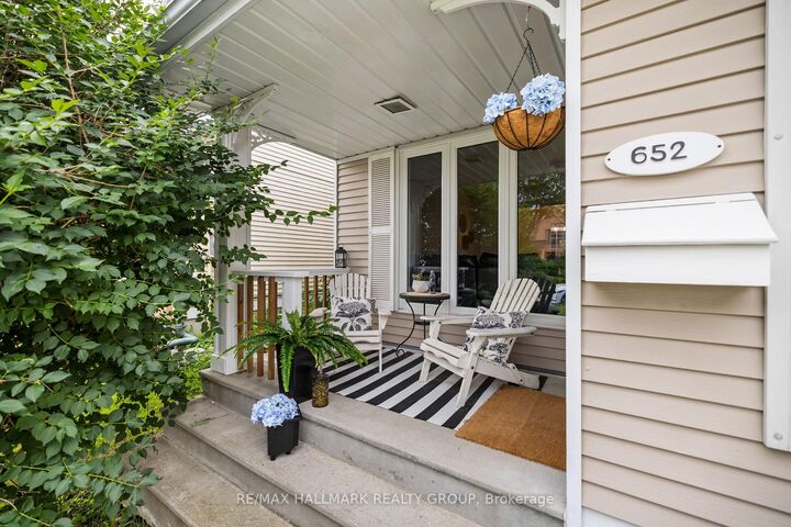 Property Photo:  652 Thicket Way  ON K4A 3A7 
