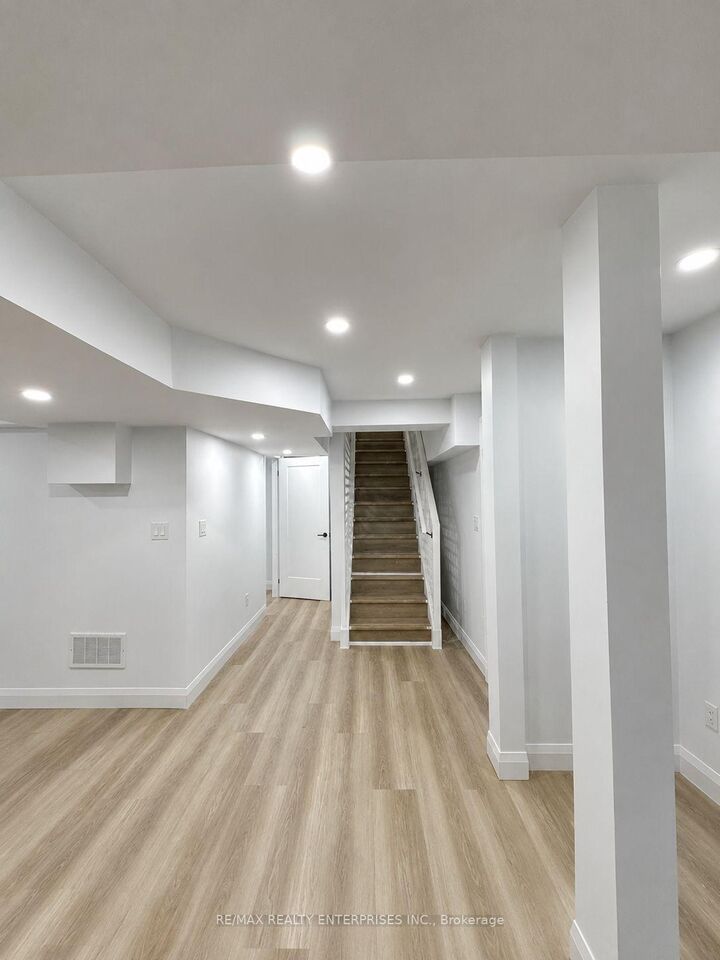 Property Photo: 154 Thames Way Basement ON L0R 1W0