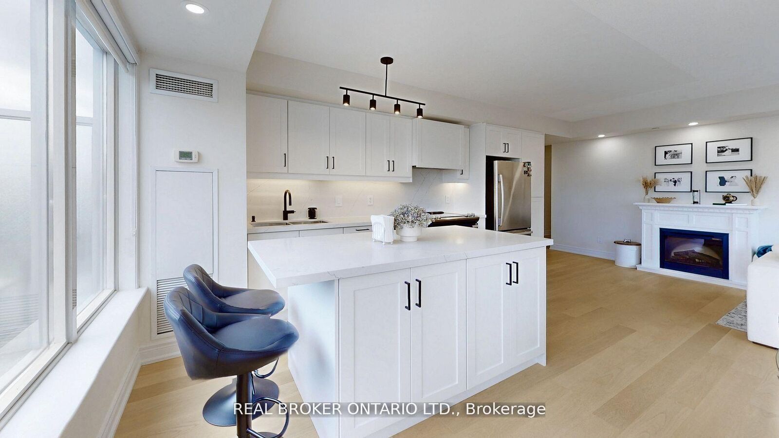 Property Photo:  701 Sheppard Avenue W 415  ON M3H 2S7 