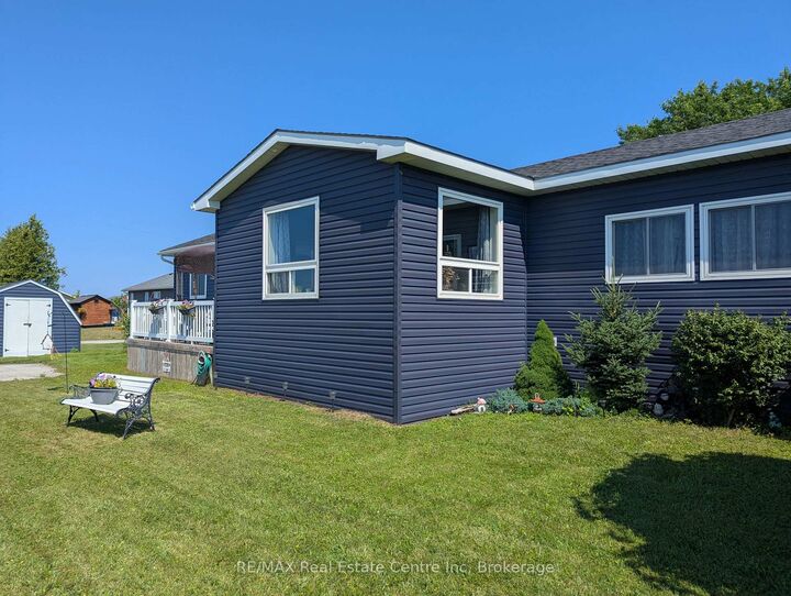 Property Photo: 27 Cranberry Drive ON N7A 3Y3