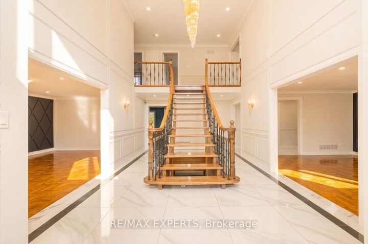 Property Photo: 372 Burns Boulevard ON L7B 1E1