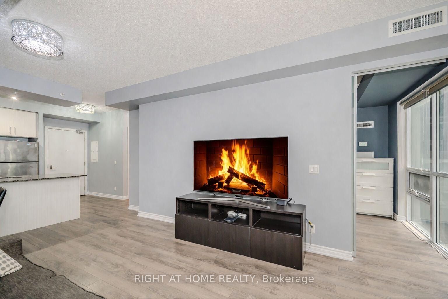 Property Photo: 15 James Finlay Way 917 ON M3M 0B3