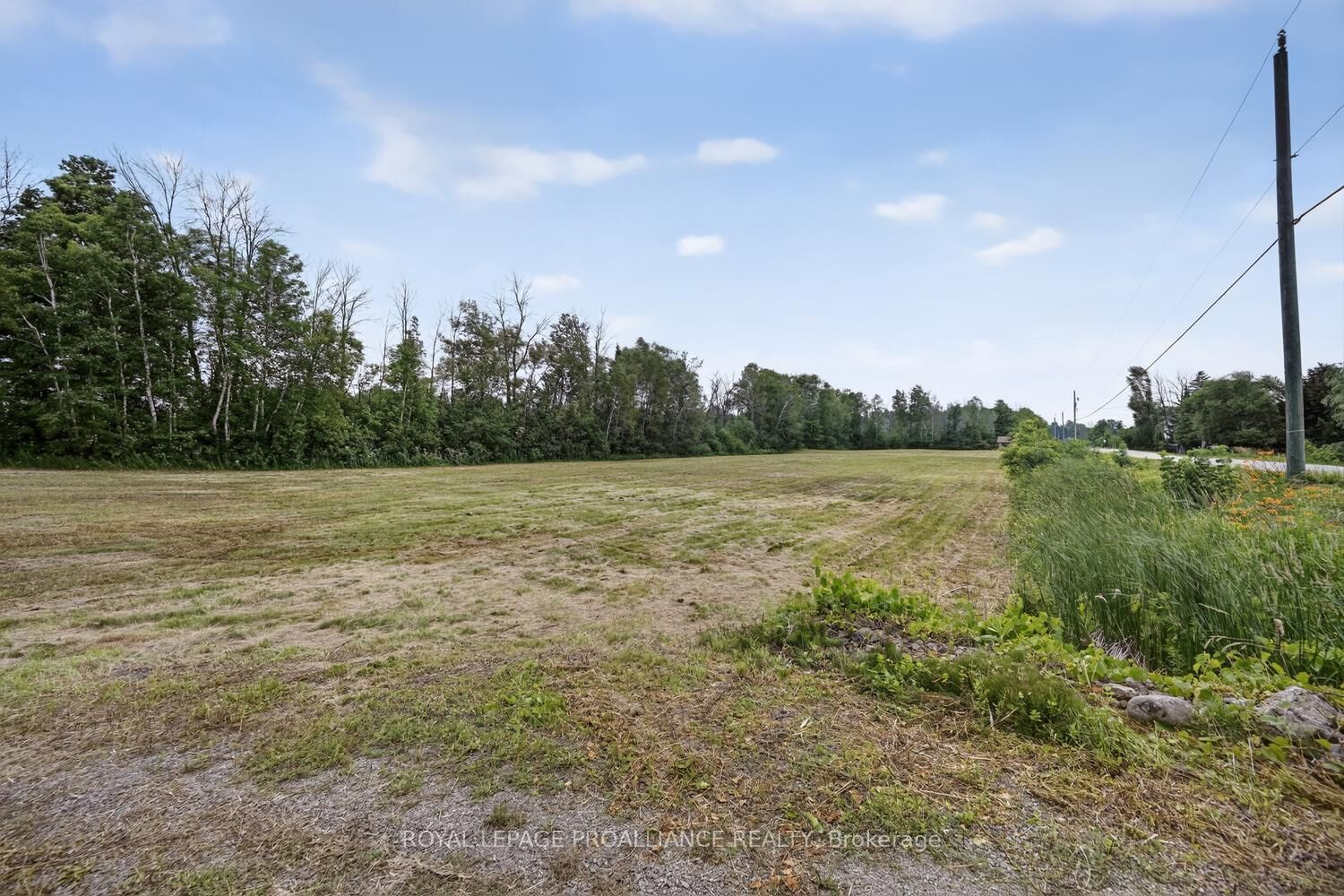 Property Photo:  6401- A 6th Concession Road  ON K6V 5T2 