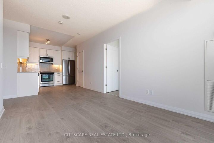 Property Photo: 7895 Jane Street 3508 ON L4K 2M7