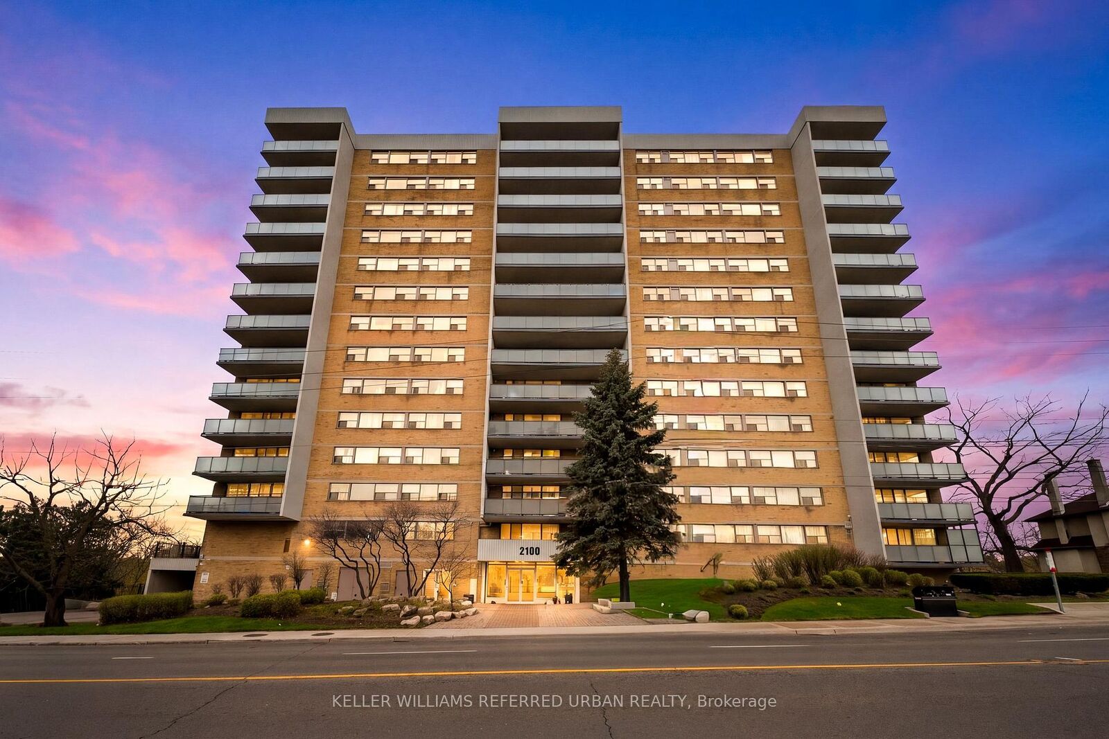 Property Photo: 2130 Weston Road 1401 ON M9N 3R9