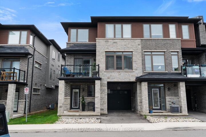 Property Photo:  5000 Connor Drive 17  ON L3J 0T4 