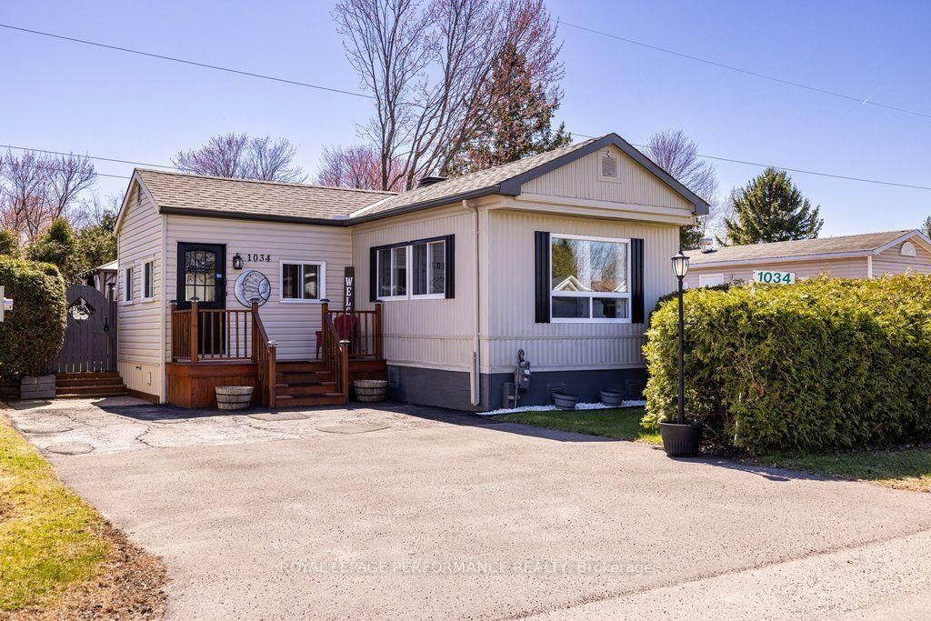 Property Photo: 1034 Vista Barrett Private ON K4P 1C8