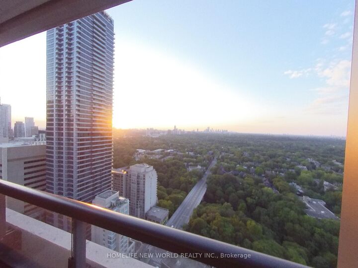 Property Photo: 609 Sherbourne Street 3305 ON M4X 0A4