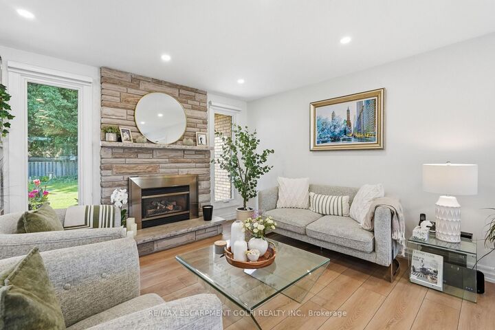 Property Photo: 12 Cheval Drive ON L3M 4P9