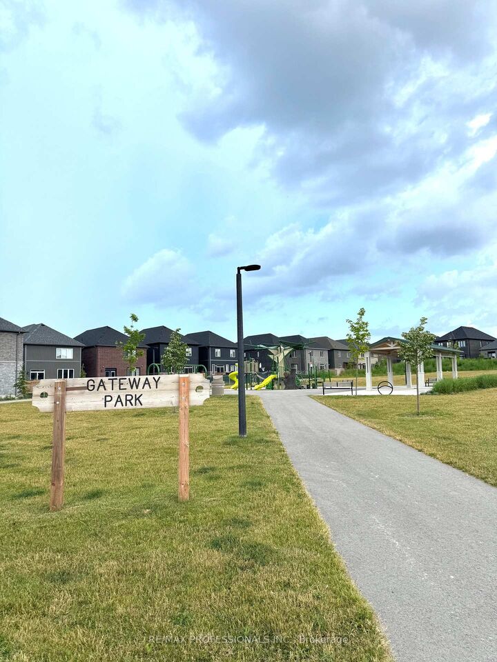 Property Photo: 14 Barnyard Trail ON L9J 0T4
