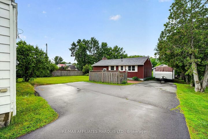 Property Photo: 4868 County Rd 20 Road ON K0C 1S0
