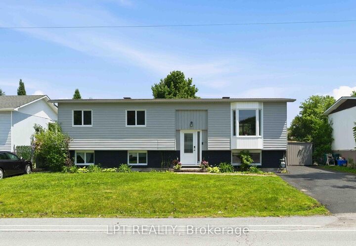 34 Fringewood Drive — photo 1