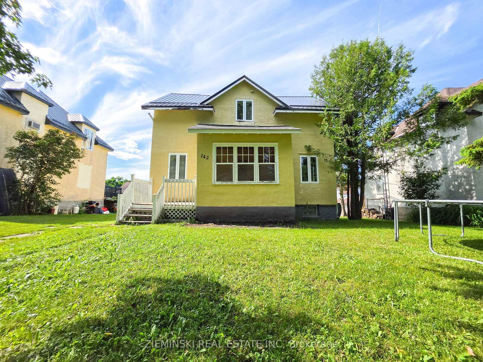 Property Photo:  142 Devonshire Avenue  ON P0K 1E0 