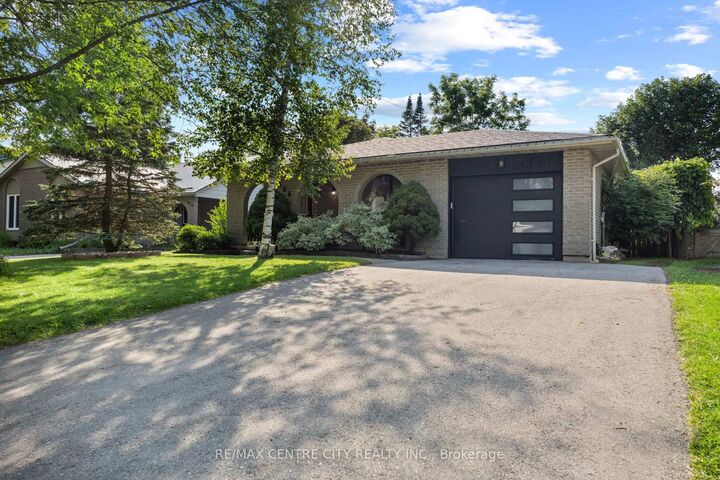 684 Macyoung Drive — photo 1