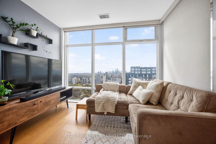Property Photo: 2191 Yonge Street 4603 ON M4S 3H8