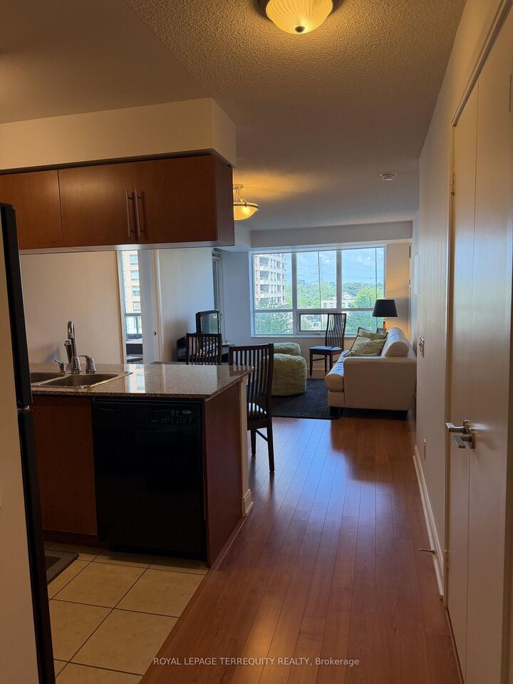 Property Photo: 25 Viking Lane 657 ON M9B 0A1