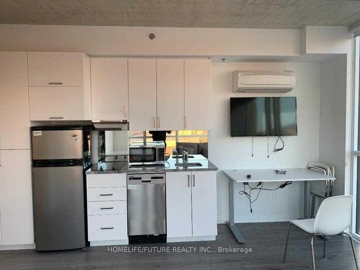 Property Photo:  1900 Simcoe Street 630  ON L1G 4Y3 