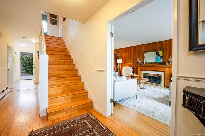 Property Photo: 1820 Argyle Ave BC V9S 3K7