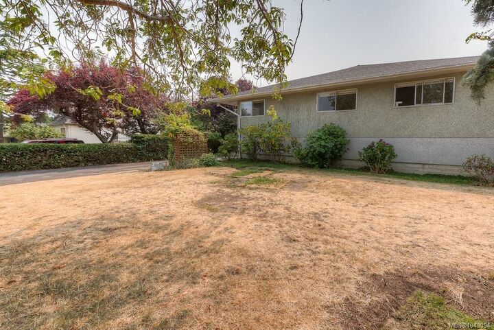 Property Photo: 2663-2665 Dalhousie St BC V8R 2H8
