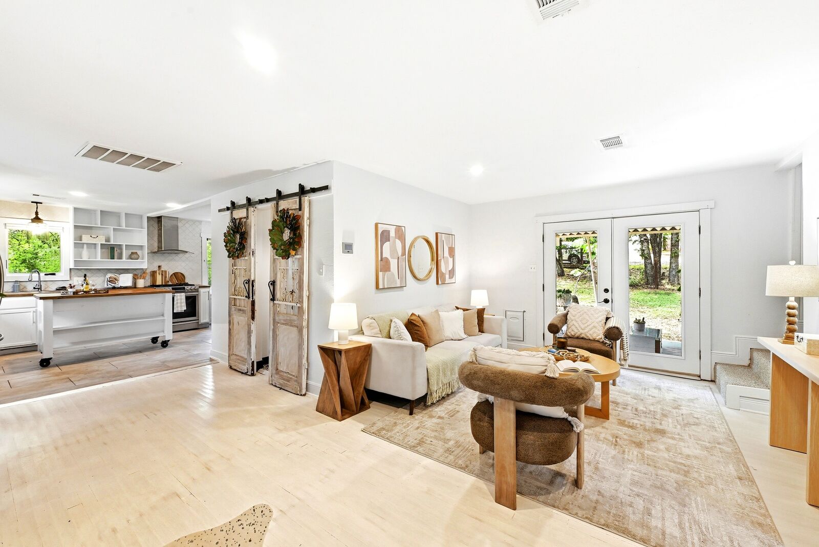 Property Photo:  2802 De Soto Drive  TX 78733 