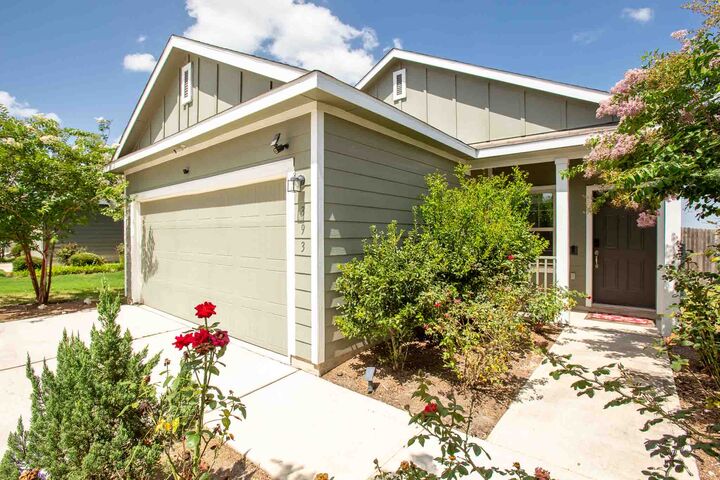 Property Photo:  393 Moon Stone Trail  TX 78610 