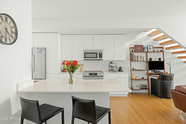 Property Photo: 1717 N 1st Avenue Unit 215 AZ 85003