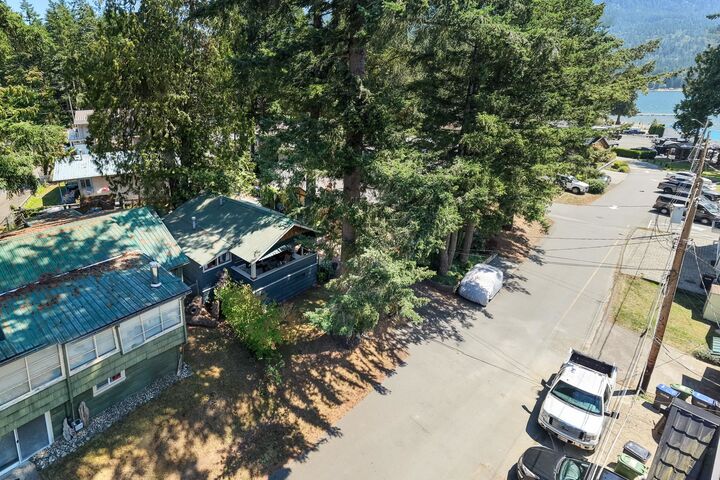 Property Photo: 265 First Avenue BC V2R 4Z4
