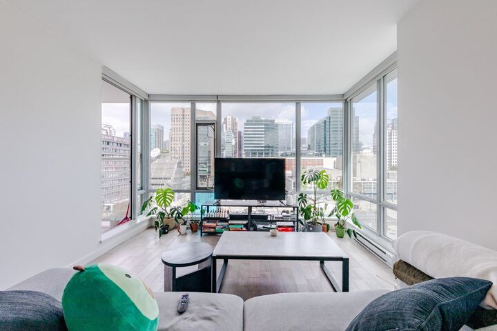 Property Photo: 161 W Georgia Street 1209 BC V6B 0K9