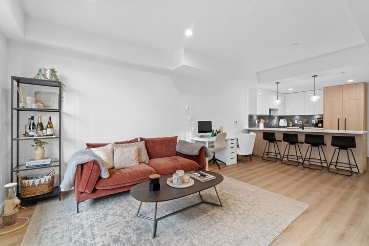 237 Ridgeway Avenue 5 — photo 1