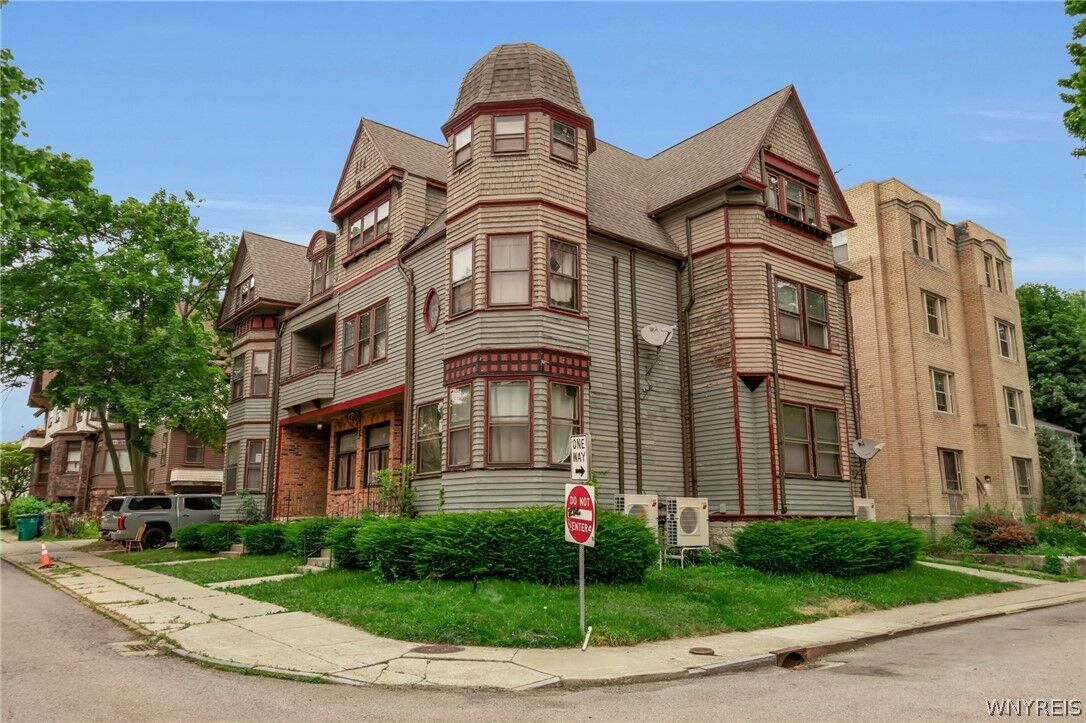 Property Photo:  63 & 65 Arlington Park  NY 14201 