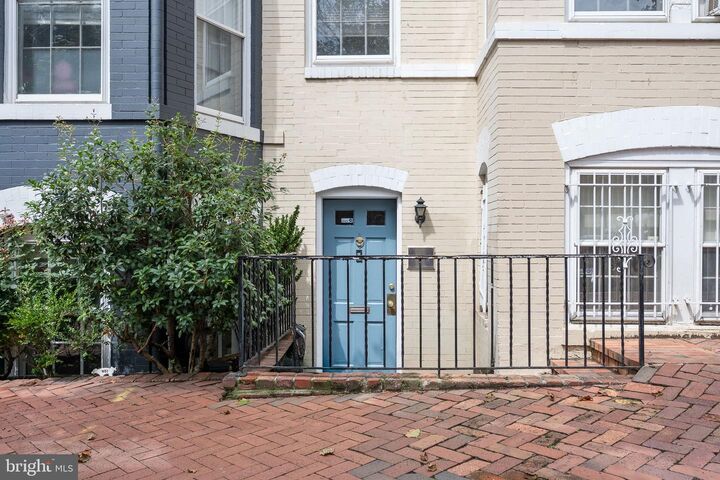 Property Photo:  1528 34th Street NW  DC 20007 