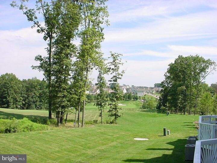 Property Photo: 43256 Baltusrol Terrace VA 20147