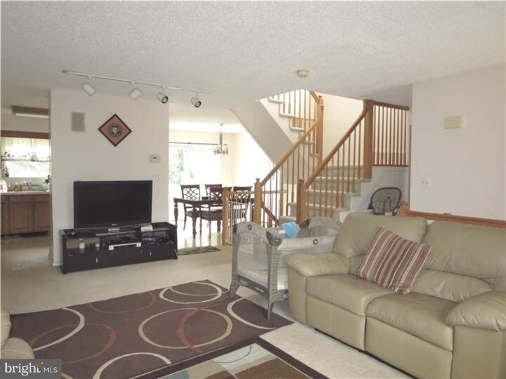 Property Photo:  33 Ketley Place  NJ 08540 